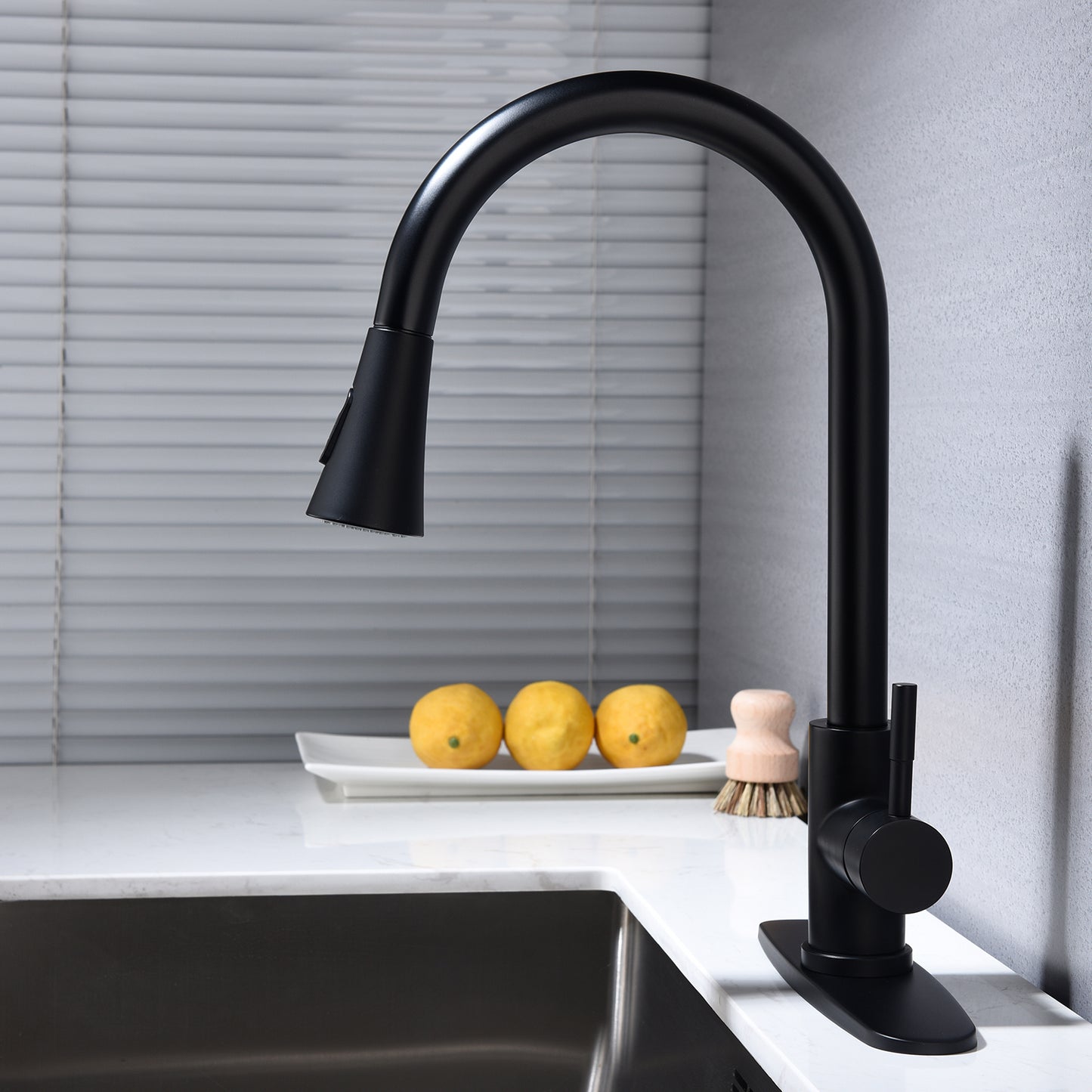 Pull Down Single Handle Kitchen Sink Faucet 1/3 Hole Stainless Steel Matte Black Stream and Spray