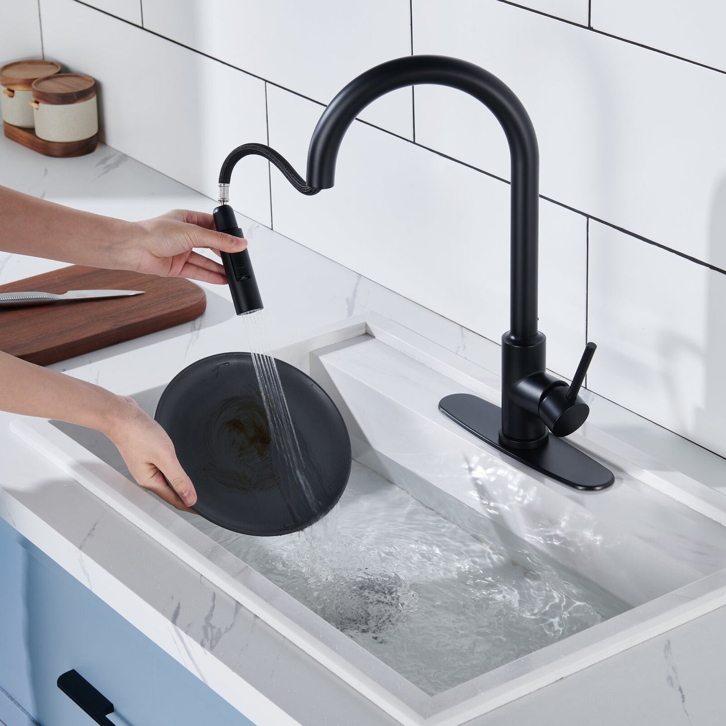 Pull Out Touch Single Handle Kitchen Faucet with Accessories