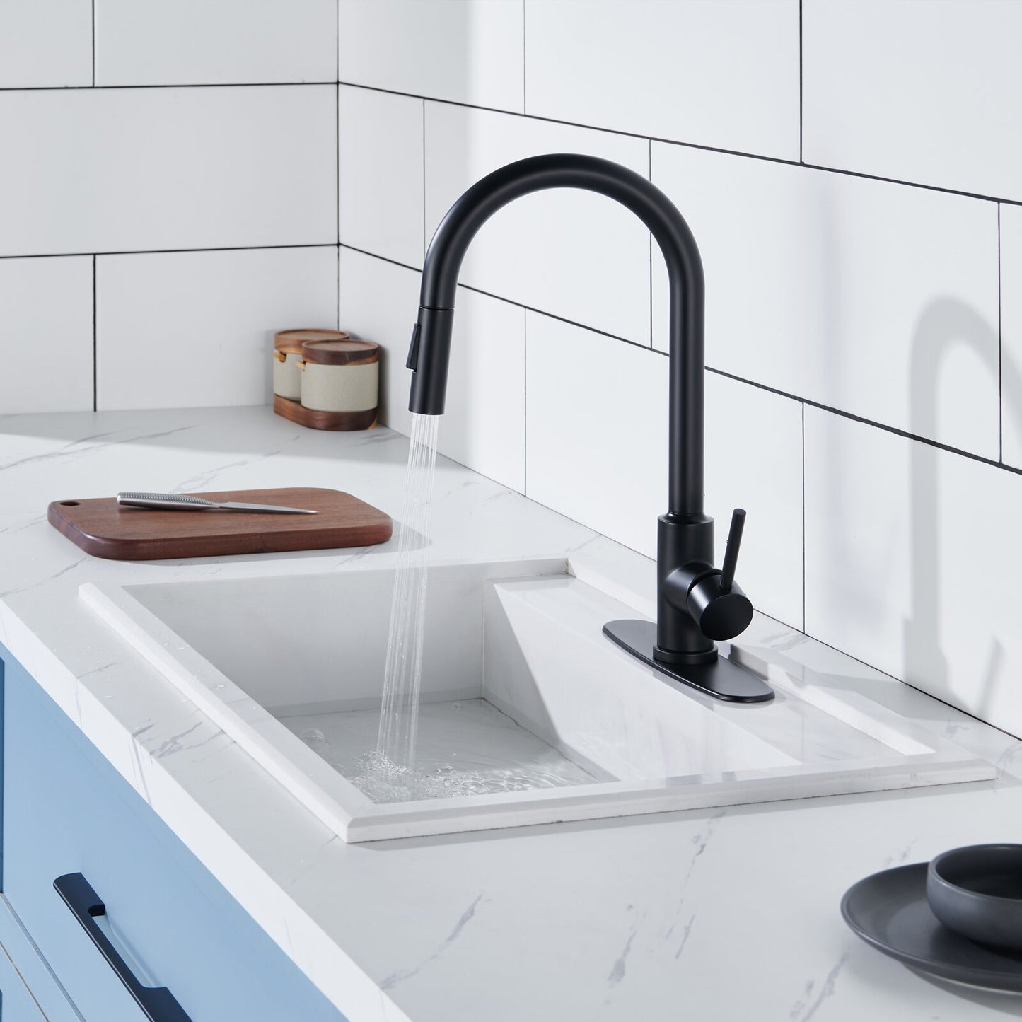 Pull Out Touch Single Handle Kitchen Faucet with Accessories